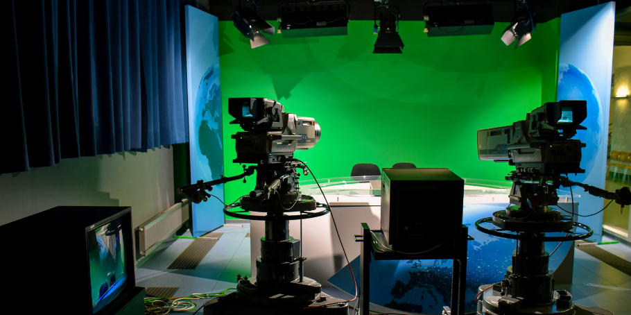 Dijital Dünyada Zirveye Oynayın: Etkili Bir Web Sitesi, Güçlü Sosyal Medya ve Akıllı Reklamların İşletmeniz İçin Önemi